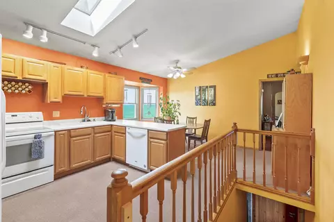 210 S Maple St, Sumner, IA 50674 photo 15