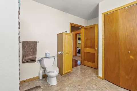 210 S Maple St, Sumner, IA 50674 photo 7