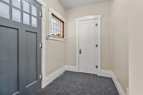 1202 Forest Ave, Waterloo, IA 50702 photo 4