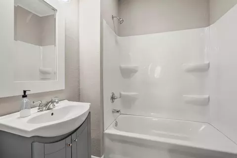 1202 Forest Ave, Waterloo, IA 50702 photo 12