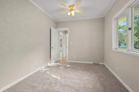 1202 Forest Ave, Waterloo, IA 50702 photo 14