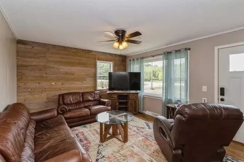 3750 Walker Rd, Walker, IA 52352 photo 2