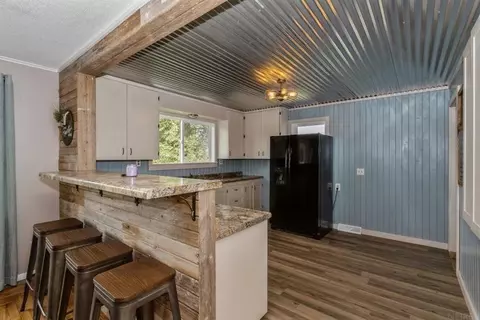 3750 Walker Rd, Walker, IA 52352 photo 5