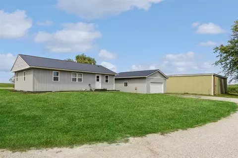 3750 Walker Rd, Walker, IA 52352 photo 13