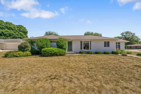 432 4th St, Dike, IA 50624