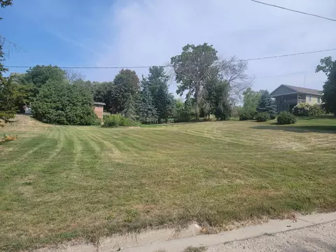 207 Otter St, West Union, IA 52175