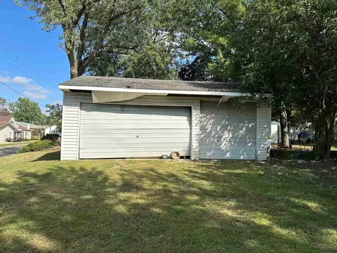 1200 E Mitchell Ave, Waterloo, IA 50702 photo 6