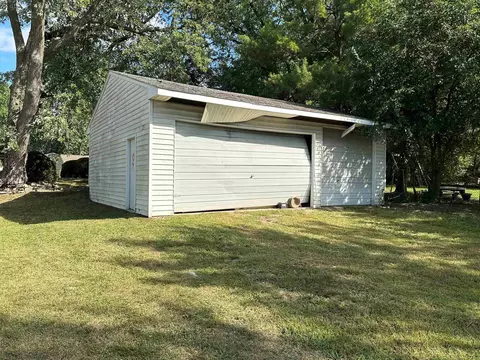 1200 E Mitchell Ave, Waterloo, IA 50702 photo 5