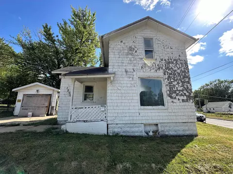 1200 E Mitchell Ave, Waterloo, IA 50702 photo 2