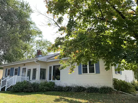 510 1st Ave, Charles City, IA 50616