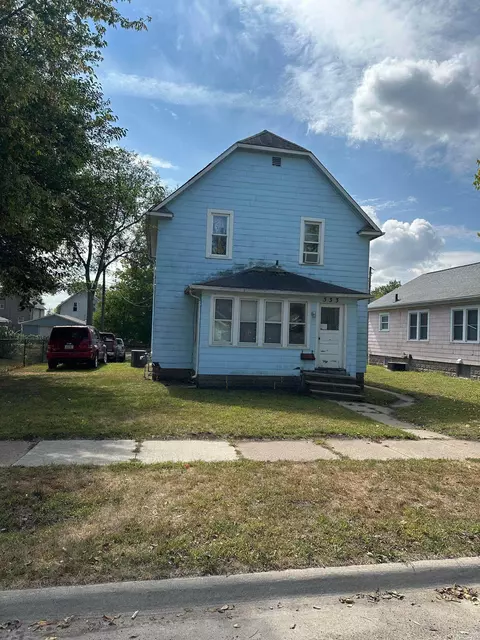 533 Kern St, Waterloo, IA 50703