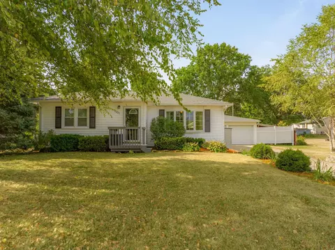 3101 Loma St, Cedar Falls, IA 50613