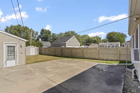1127 Cornwall Ave, Waterloo, IA 50702 photo 22