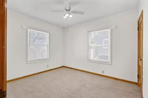 1127 Cornwall Ave, Waterloo, IA 50702 photo 11