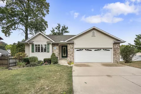 342 Norris Ct, Waterloo, IA 50701