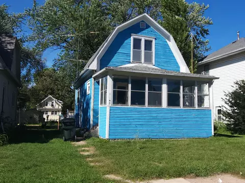 1145 Forest Ave, Waterloo, IA 50702