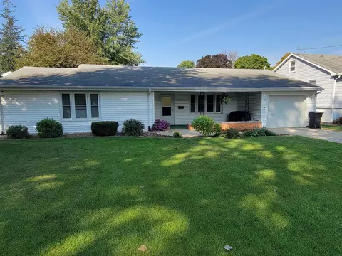 105 Rickel St, West Union, IA 52175