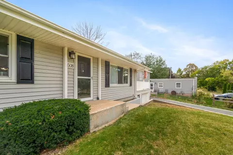 508 7th St, Gladbrook, IA 50635 photo 2