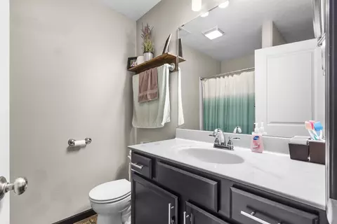 1109 Sandpiper Ct, Waterloo, IA 50702 photo 16