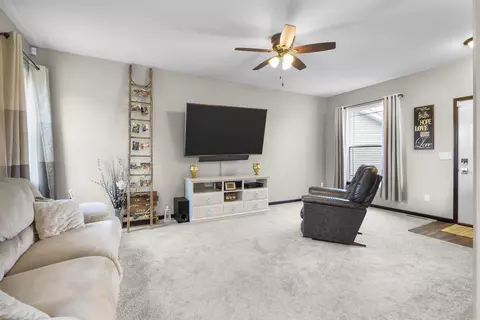 1109 Sandpiper Ct, Waterloo, IA 50702 photo 7