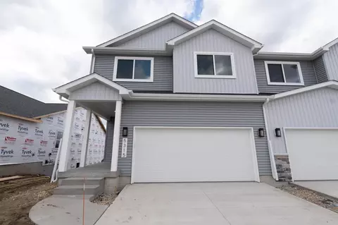 5315 Fernwood Dr, Cedar Falls, IA 50613