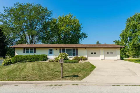 206 Thelma St, Hudson, IA 50643