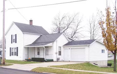 305 N Egbert St, Monona, IA 52159