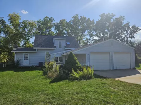 116 Mulford Dr, Oelwein, IA 50662