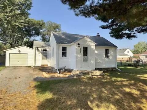 239 Normandy St, Waterloo, IA 50703