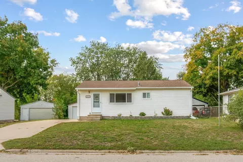 537 Mcshane Ave, Waterloo, IA 50703