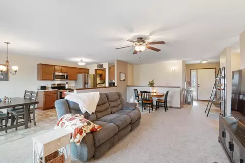 5021 Millenium Dr, Cedar Falls, IA 50613 photo 7