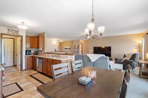 5021 Millenium Dr, Cedar Falls, IA 50613 photo 10