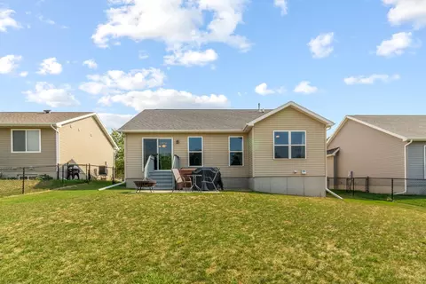 5021 Millenium Dr, Cedar Falls, IA 50613 photo 30