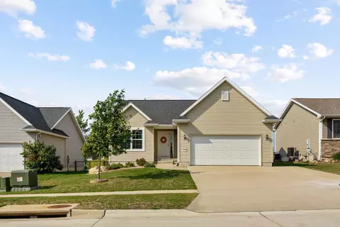 5021 Millenium Dr, Cedar Falls, IA 50613