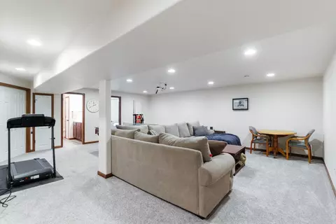 5021 Millenium Dr, Cedar Falls, IA 50613 photo 22