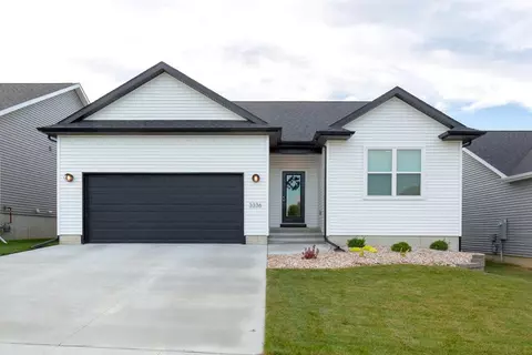 3336 Lincolnshire Rd, Waterloo, IA 50701