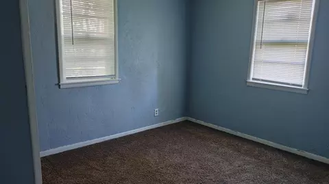 255 E Monroe St, Winthrop, IA 50682 photo 7