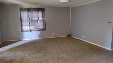 255 E Monroe St, Winthrop, IA 50682 photo 6