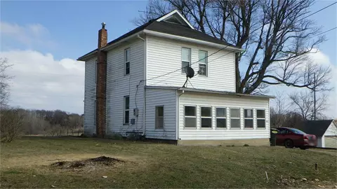 405 Jones St, Fayette, IA 52142