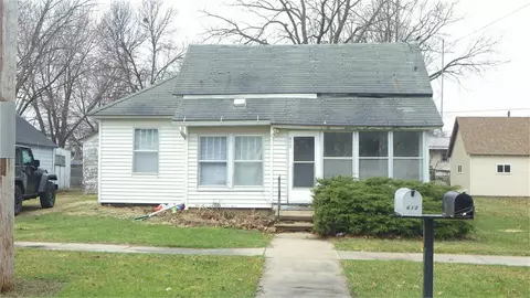 612 Washington St, Fayette, IA 52142