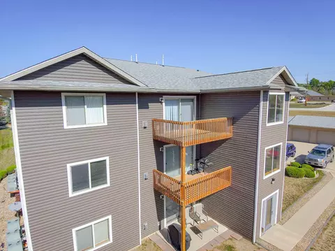 4705 Chadwick Rd #12, Cedar Falls, IA 50613