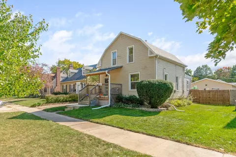823 Home Park Blvd, Waterloo, IA 50701