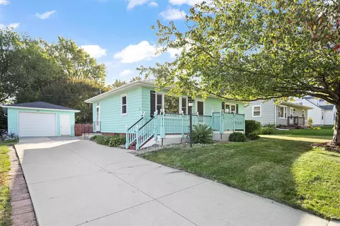 211 Hanna Blvd, Waterloo, IA 50701