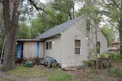 6628 Sunnyside St, La Porte City, IA 50651
