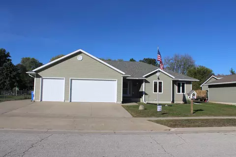 413 N Lori, Shell Rock, IA 50670