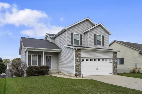 5109 Luke St, Cedar Falls, IA 50613