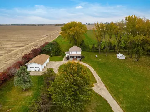 1891 Ivory Ave, Waverly, IA 50677