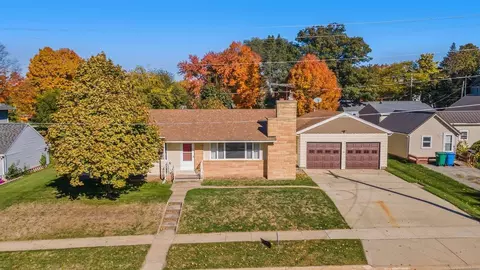 160 Eagle St, Denver, IA 50622