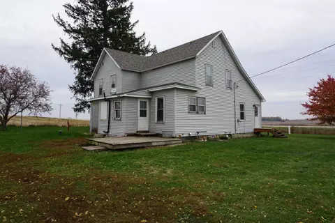 15193 130th St, Wellsburg, IA 50680