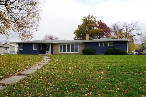 212 N Main St, Marble Rock, IA 50653